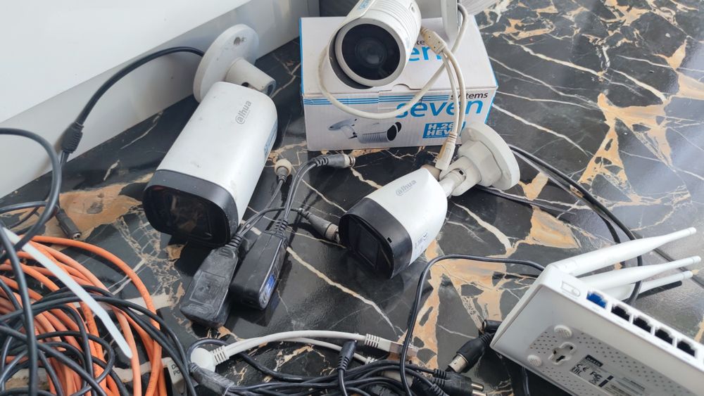 Охраний комплекс Hikvision