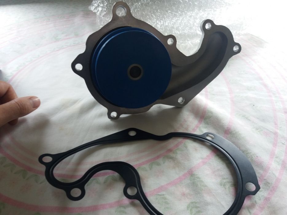 Bomba de água Ford fiesta ano 2000