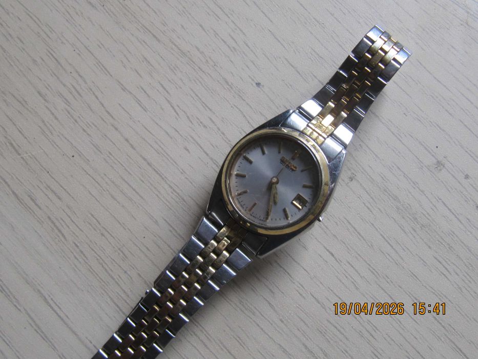 Seiko damski zegarek kwarcowy