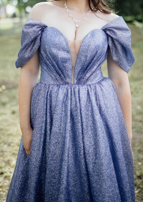 Вечірня блискуча сукня, одягнена 1 раз, 46 розмір