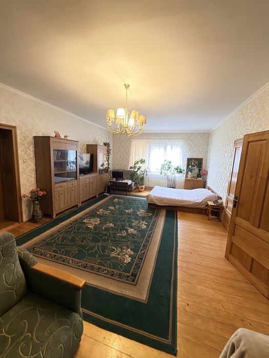 Будинок в Микитинці.