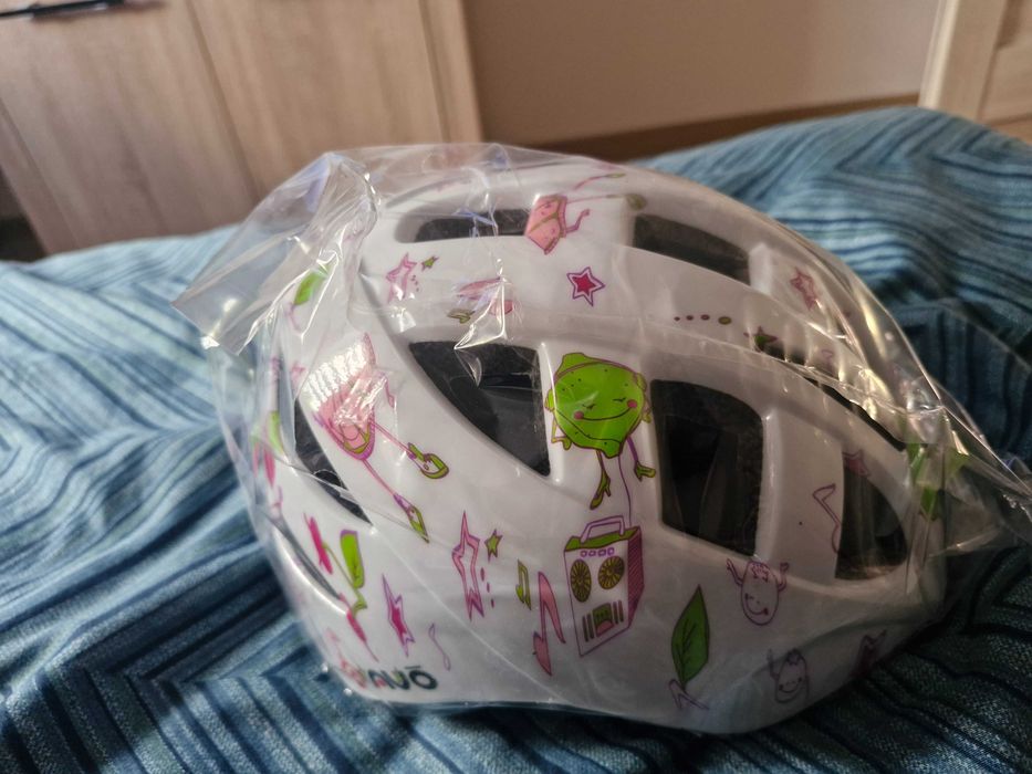 Kask dziecięcy Avo rozmiar M (48 - 52 cm)