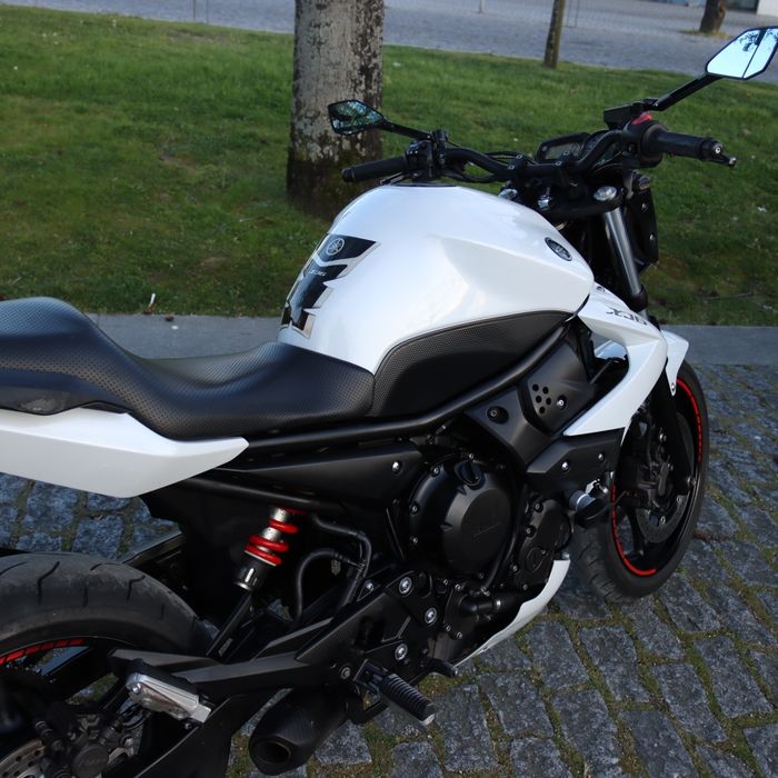 Yhamara xj6 impecável com extras