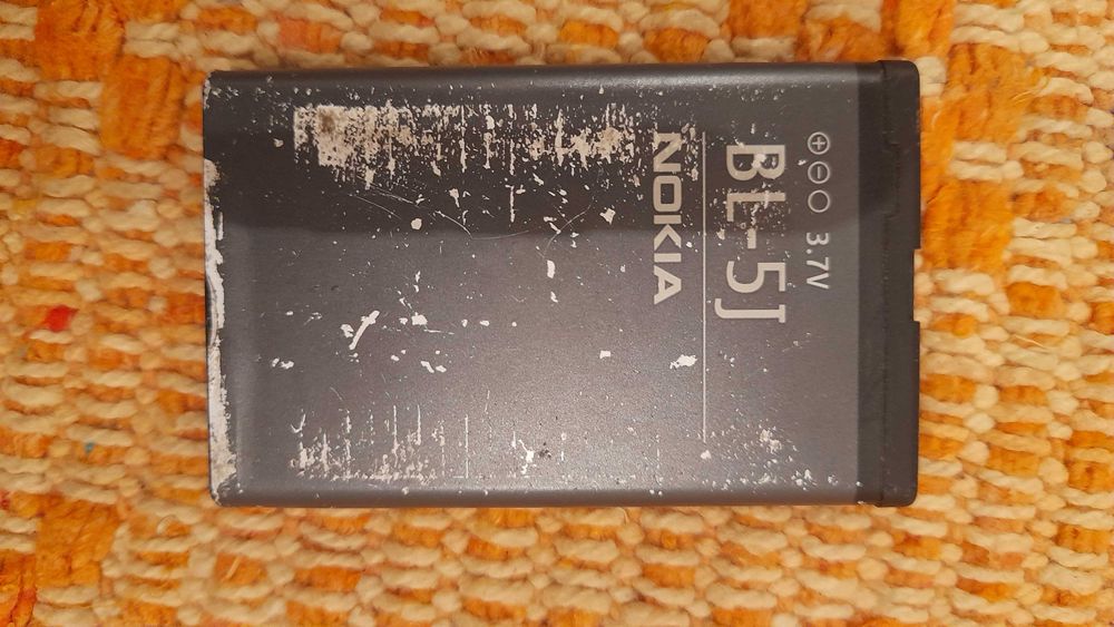 Телефон кнопочный Nokia