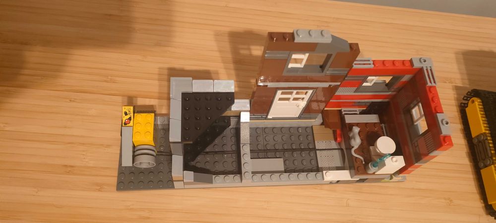 Lego City 60076 używany