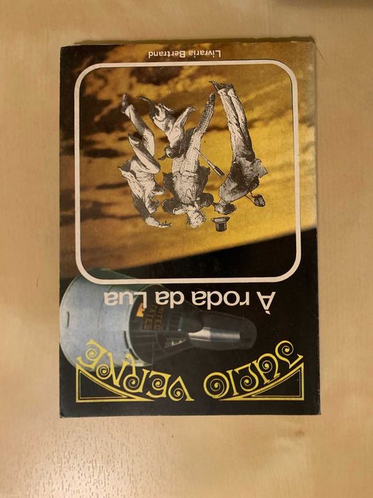 À Roda da Lua - Julio Verne