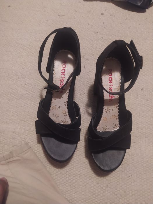 Sapatos salto alto verão senhora tamanho 36,5 em preto rock and soda usados muito bom estado