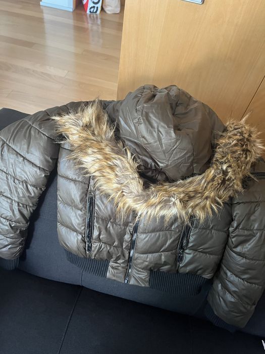 Casaco Acolchoado com Capuz e Pêlo Sintético Verde tropa