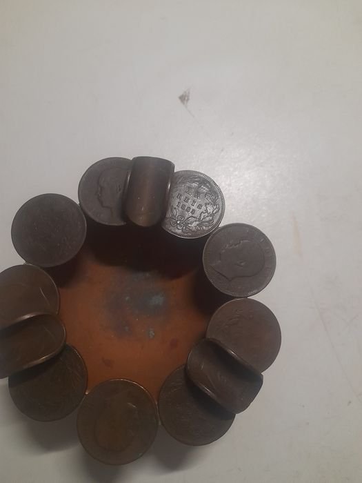 Cinseiro feito de muedas