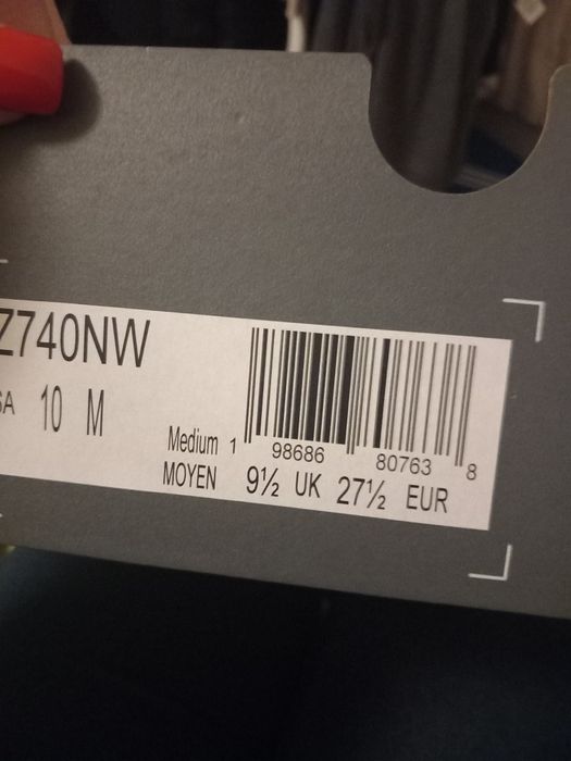 Vendo ténis novos adidas special j