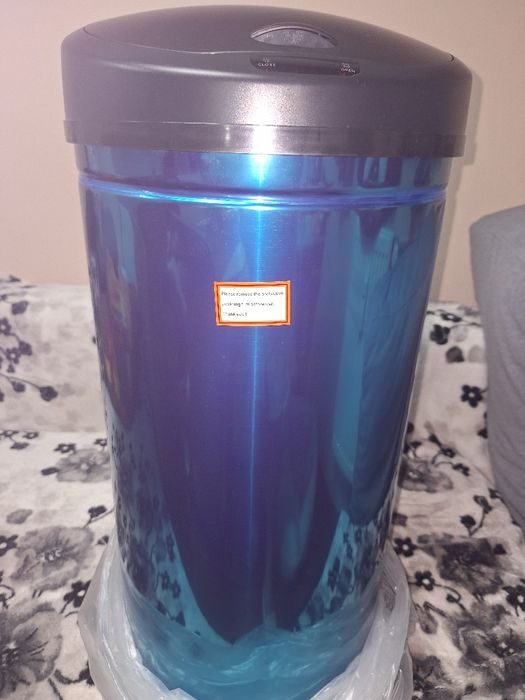 Kosz z czujnikiem ruchu 50l