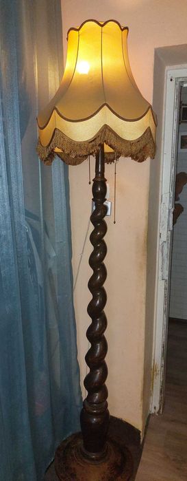 Lampa stojąca, stara