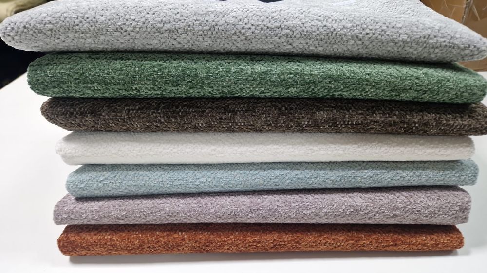 Tkanina obiciowa zestaw 7 kuponów-3,37 m.