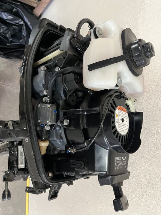 Silnik zaburtowy Suzuki 5km, kolumna L