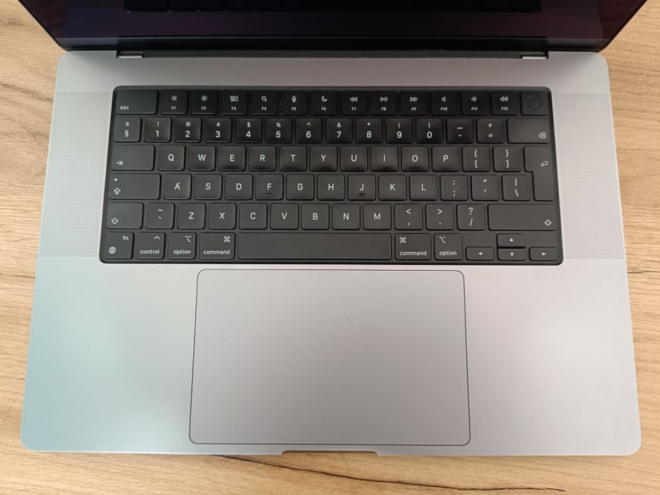 Macbook Pro M1 Pro 32 GB RAM 512 GB SSD