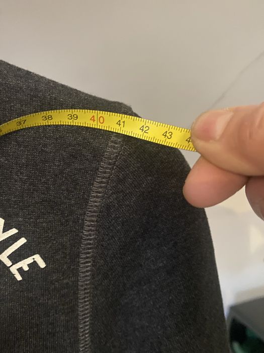 Casaco polar com carapuço