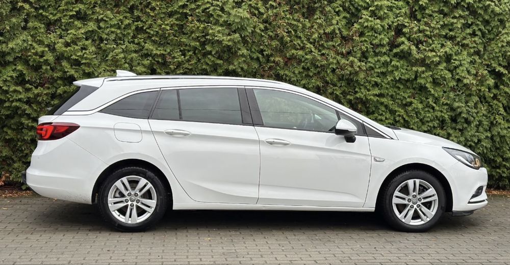 Opel Astra K drzwi prawe przód