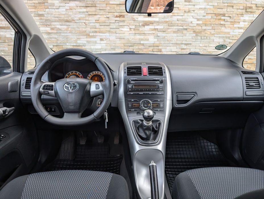 Toyota Auris 1.4 Benzyna * Lift * Jeden Właściciel * Bez Wkładu *