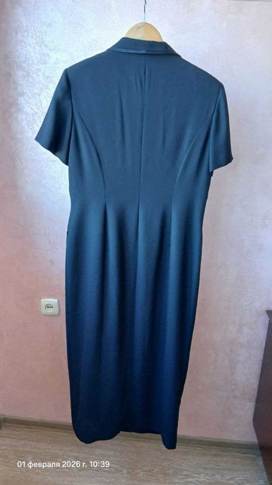 Платье черное деловое