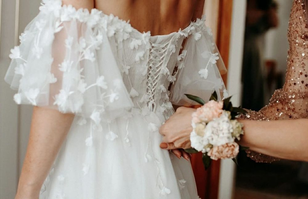 Suknia ślubna kwiaty 3D