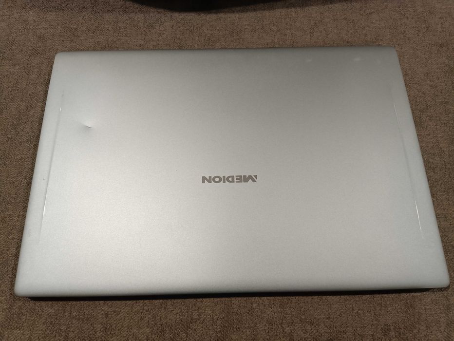 Ігровий Medion P15648/i5 10gen/Nvidia MX250/512Gb m2 SSD/16Gb DDR4