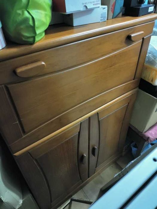 Armário Vintage em madeira Pinho