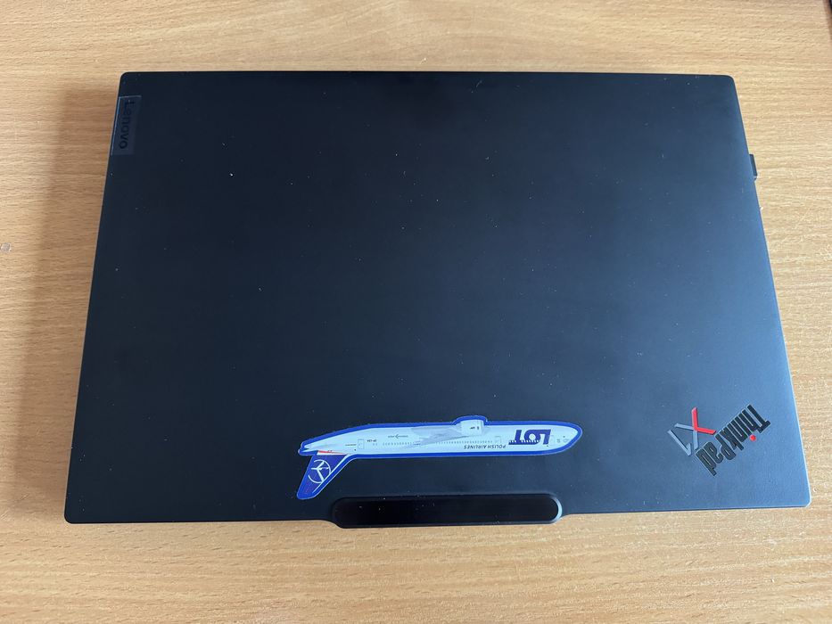 Lenovo Thinkpad X1 Carbon Gen 12