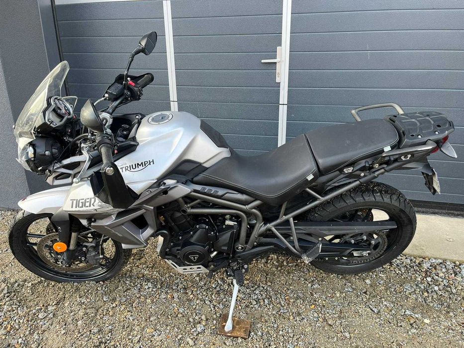 Triumph Tiger XRX 800 16 rok