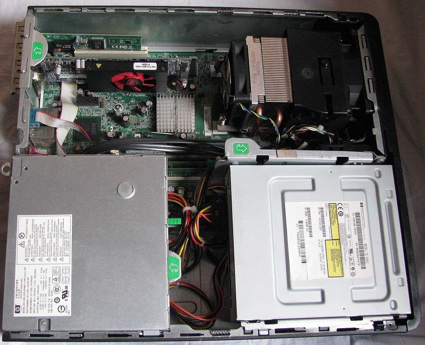 брендовый HP QuadCore Xeon X3220 6Gb 320Gb Radeon R5 235X Wi-Fi