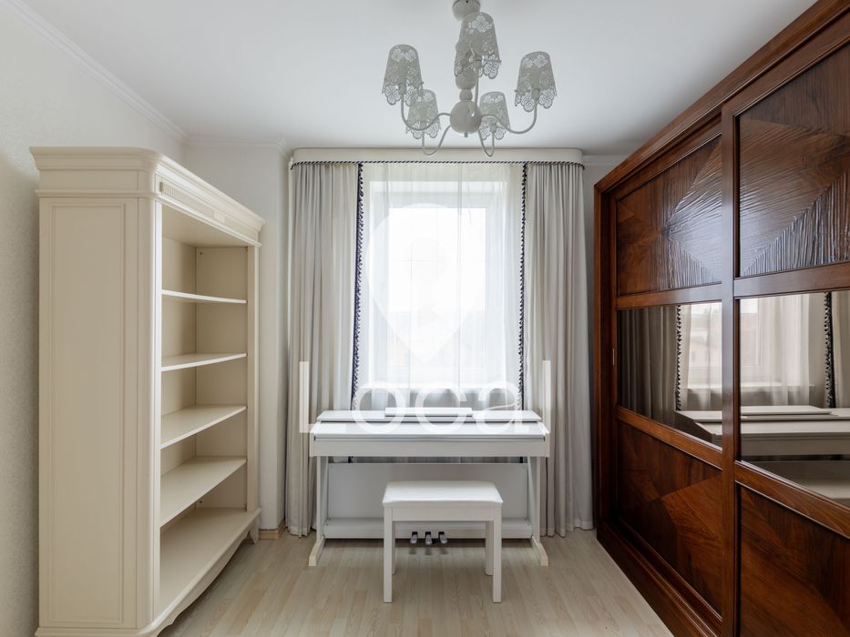 АВТОНОМНИЙ БУДИНОК 365 м² | Новообухівська траса | 15 кВт + Генератор