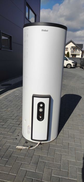 Bojler zasobnik 300 L grzałka VAILLANT ocieplony