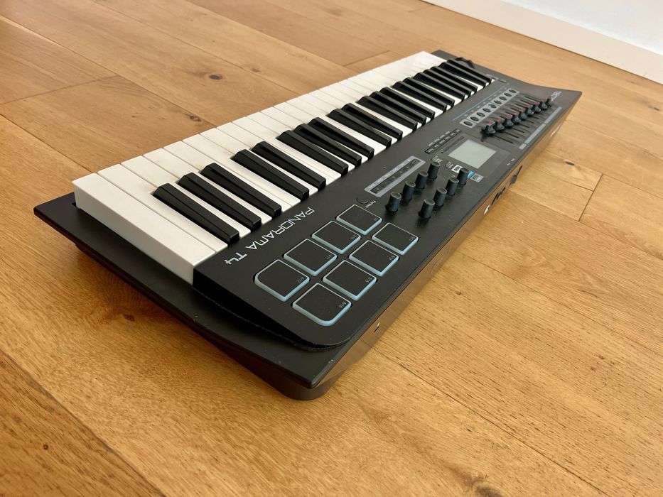 Teclado nektar Panorama T4