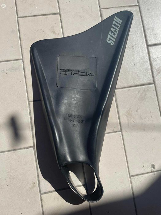 Barbatanas Stealth Medium