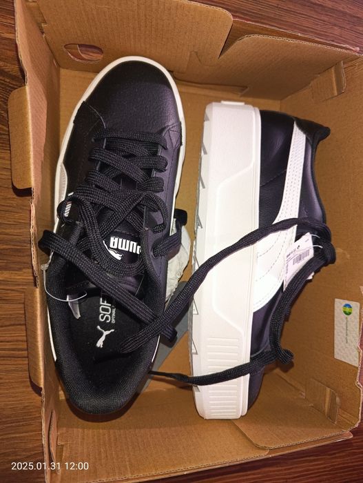 Buty damskie sportowe Puma nowe 37,5