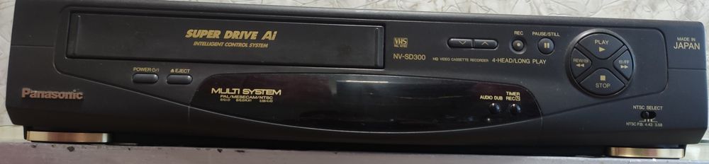 відеомагнітофон Panasonic NV-SD300AM