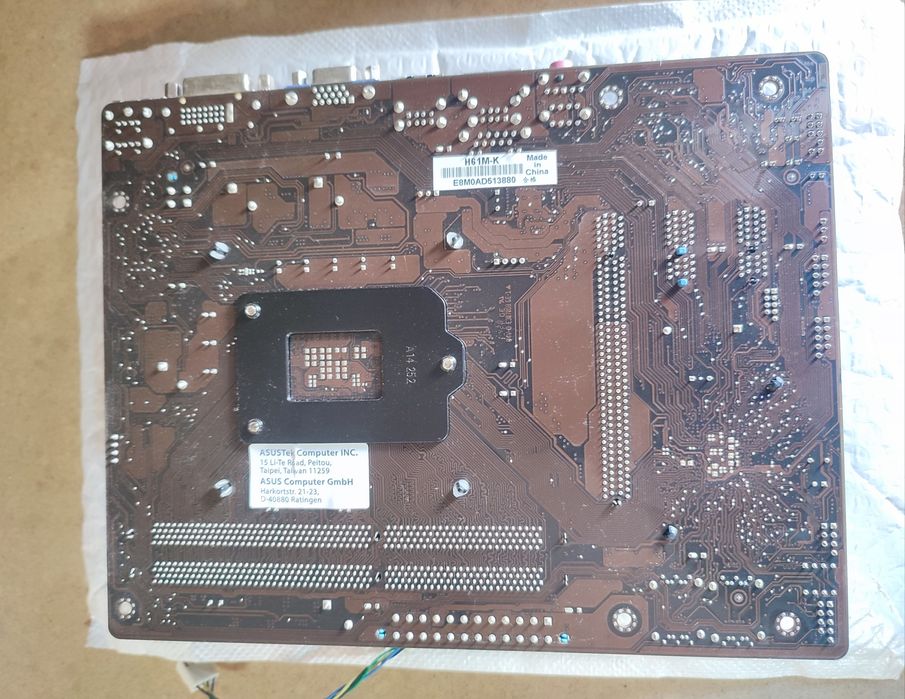 Motherboard +intel I5 3330