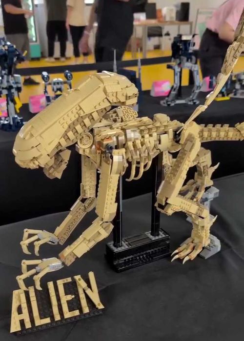 ‼️Ексклюзив‼️Конструктор Чужий з Лицехватом, 3120 деталей