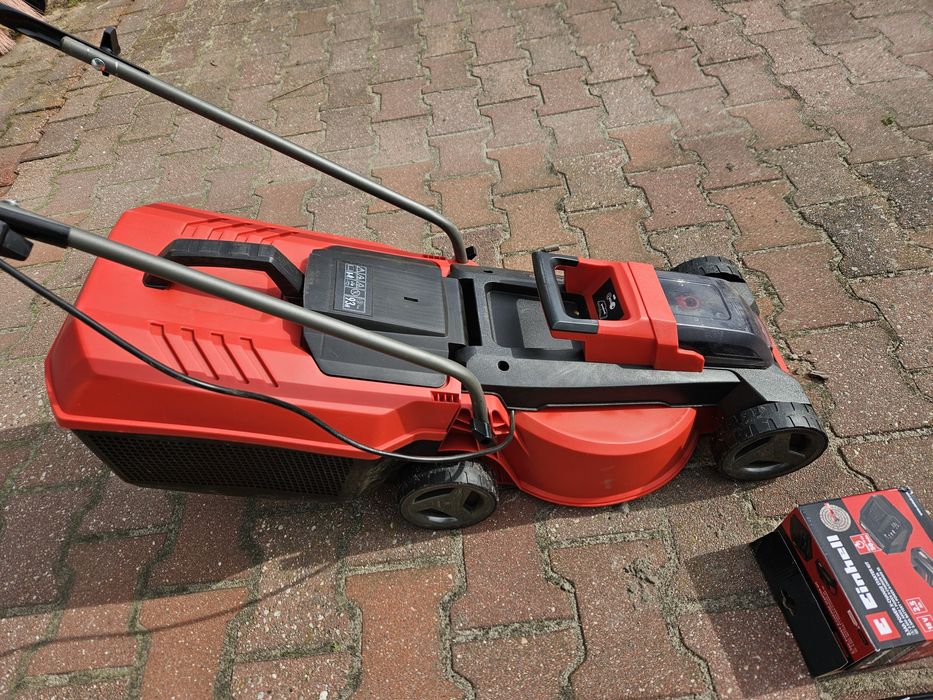 Kosiarka akumulatorowa Einhell GE-CM 18/30