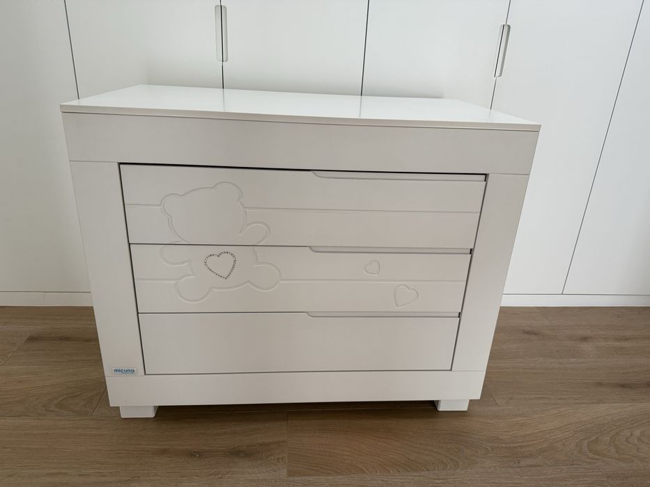 Cómoda para quarto de bebé Micuna