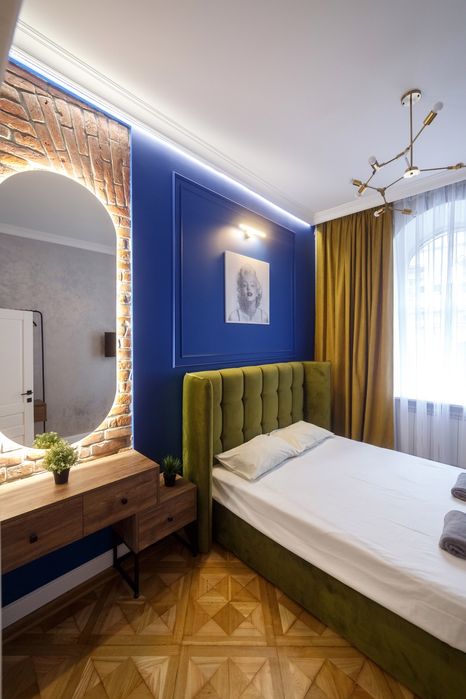 Телефонуйте!Подобово в центрі Львова 2кім.Личаківська 5,Звітні докумен