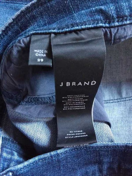 damskie jeansy marki J Brand jak nowe