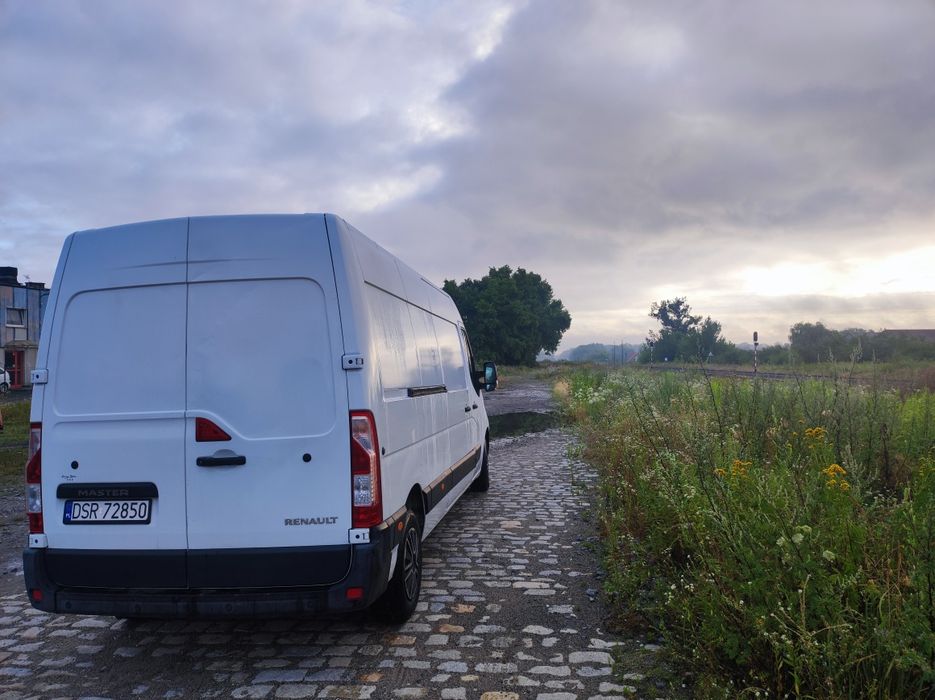 Wynajem busa (blaszak)