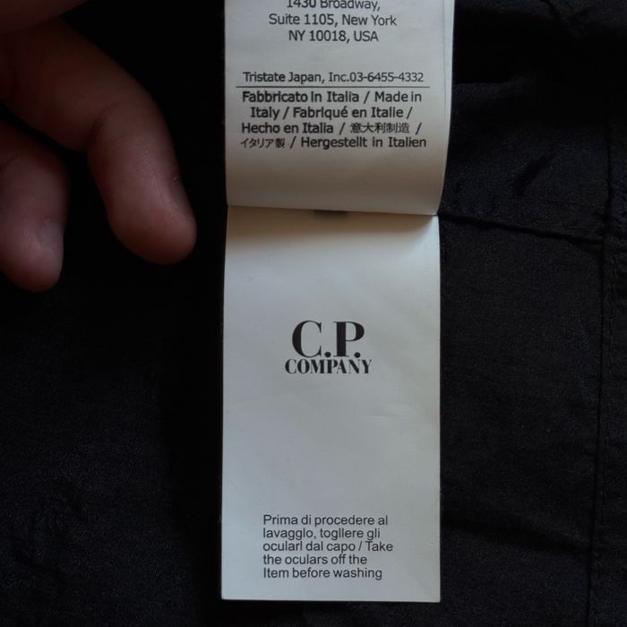 Куртка вітровка cp company authentic чорного кольору чоловіча , stone