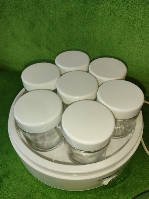 Продається Йогуртниця Clatronic