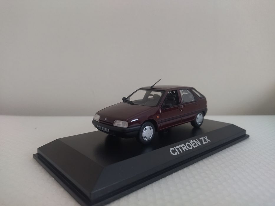 Miniatura Citroen ZX 1/43 Nova