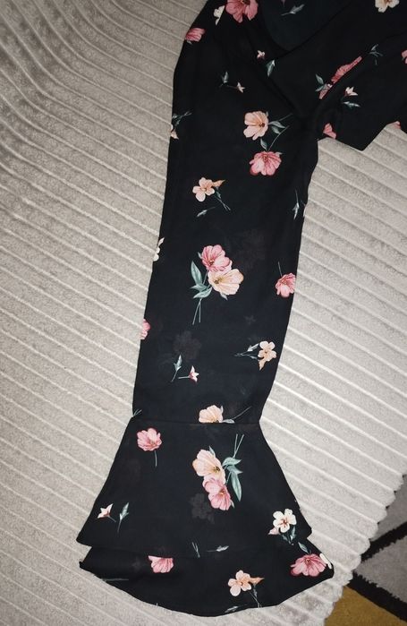 Kombinezon krótki damski 42 h &m czarny kwiaty