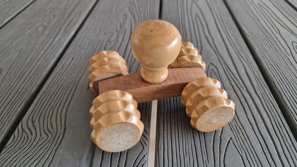 Wooden Massage Roller463593161266319360