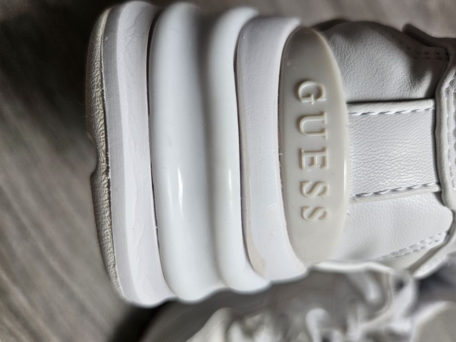 Sapatilhas GUESS