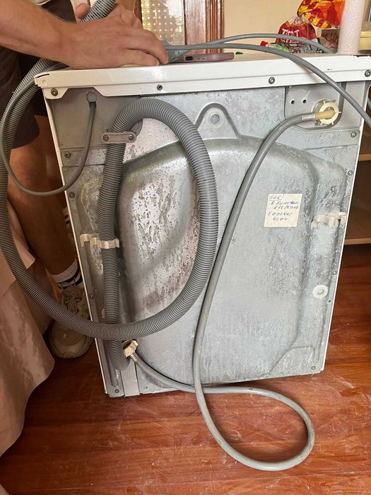 Маленька пральна машина Electrolux EWC 1350 під раковину. САМОВИВІЗ