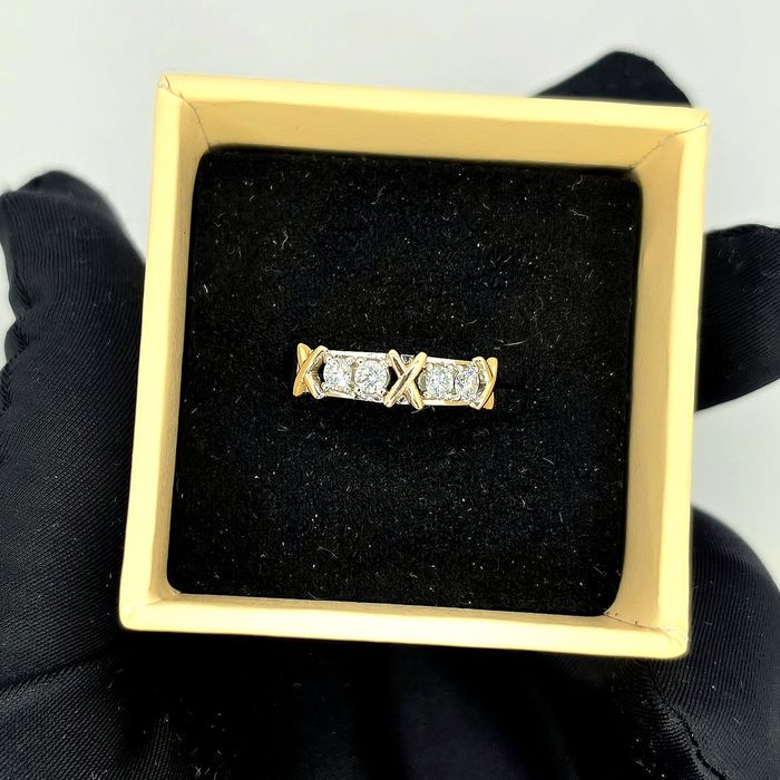 Каблучка з діамантами 0.40ct